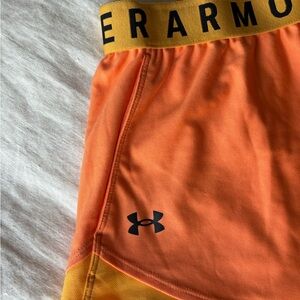 Underarmour running shorts